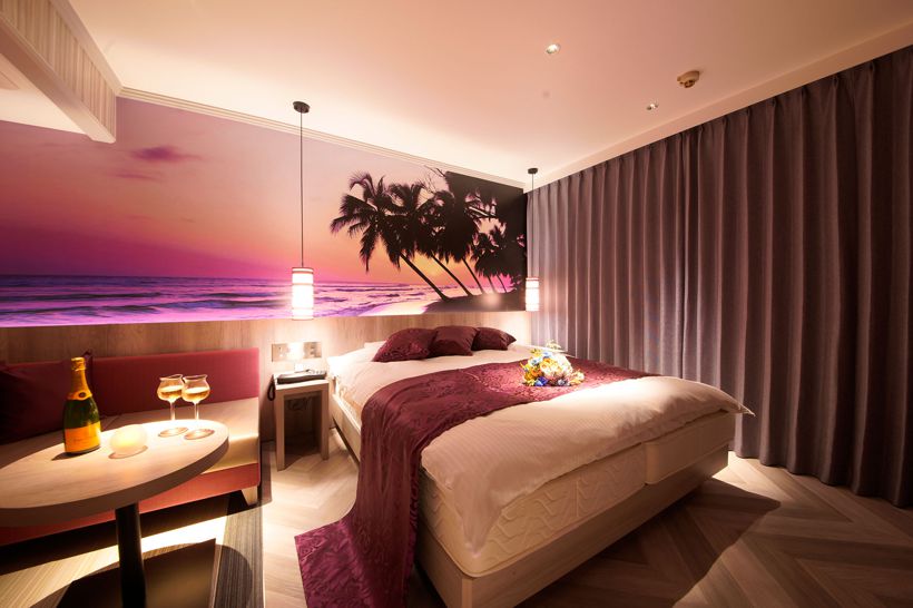 Image:ラブホのベッドが快眠すぎると話題…その秘密とは？	