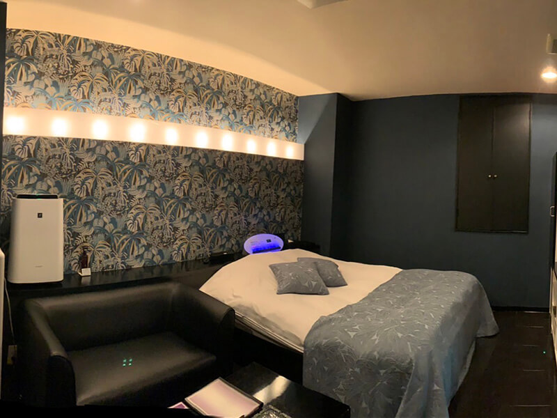 Room:206